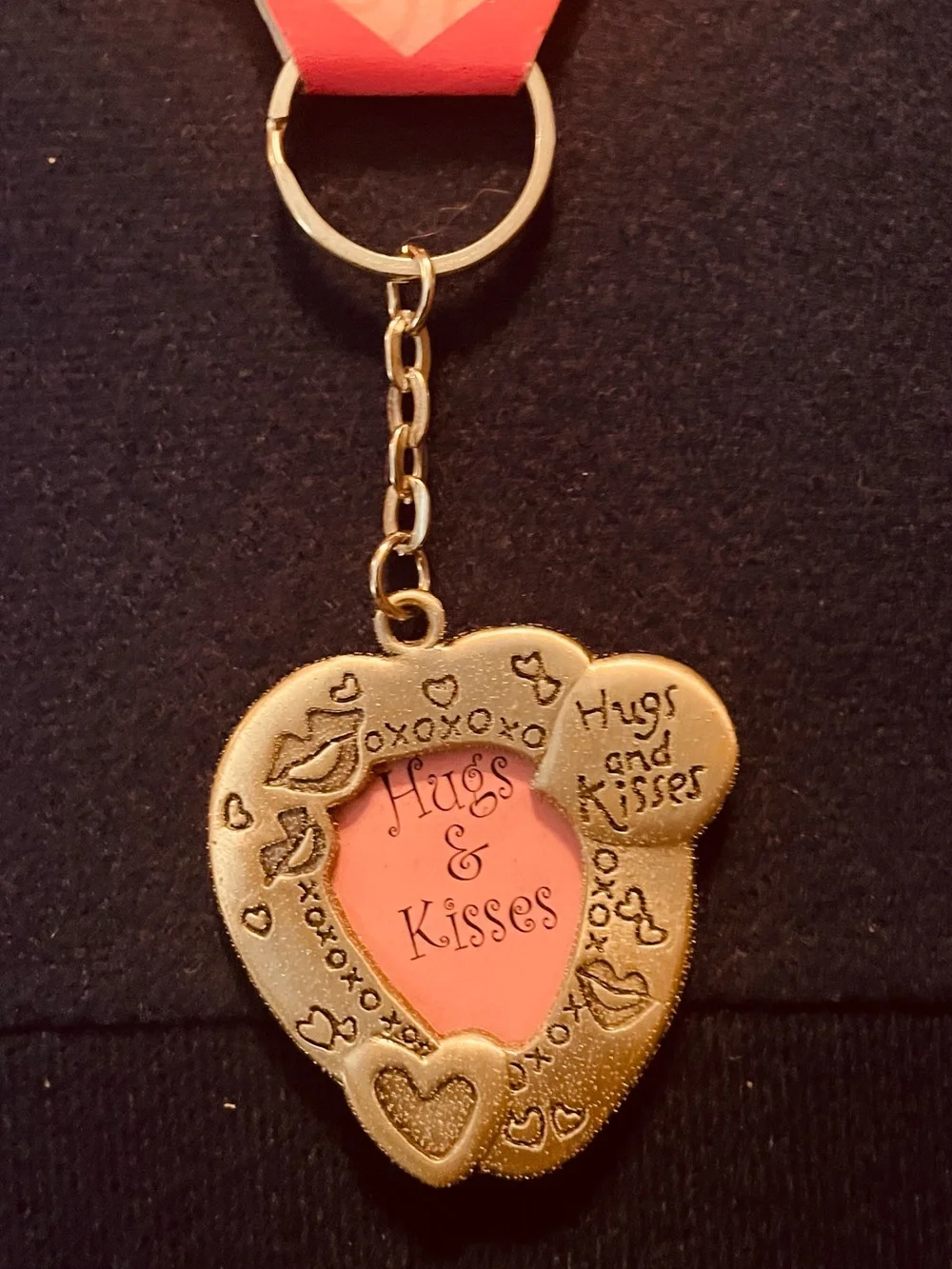 Pewter Hugs & Kisses Heart Photo Frame Keyring Gold Accent